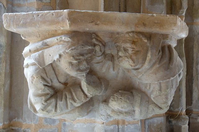 0028 Cadouin.jpg - SONY DSC